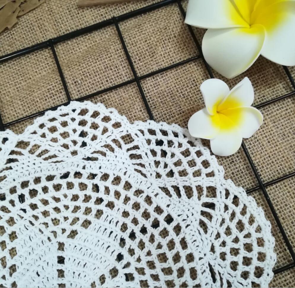 Beautiful Placemats Dining Cup Mat Coasters Table Mats Crochet Doilies Kitchen Table Plate Pad 30cm Round Wedding Placemat