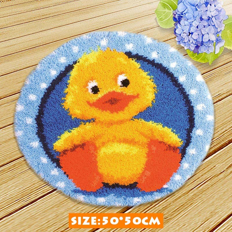 Latch Hook Kits Diy Smyrna Knooppakket Do It Yourself Needlework Mat Animal Cartoon Cute Cuscini Divano Forme Latch Hook Cushion: ZD046-50x50cm