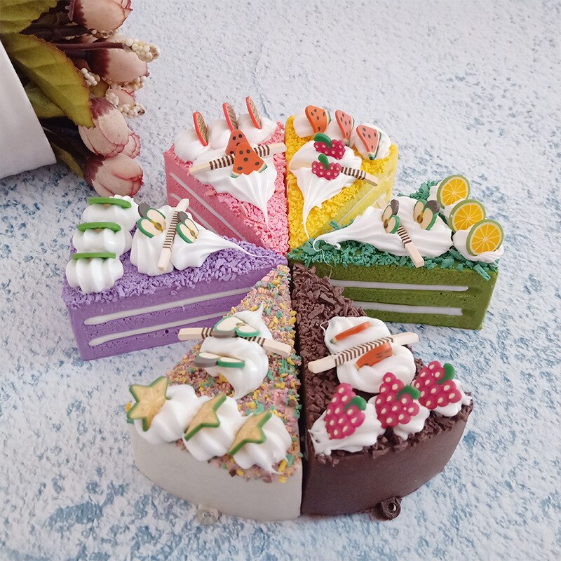 YHSKJCD Kunstmatige simulatietaart, 5 stuks realistische taart, dessert, nepcake, voedselmodel, realistisch cupcakebrood, dessert voor fotografie, rekwisieten, keuken, woondecoratie, display