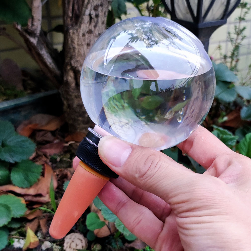1 stücke 300ML Automatische Bewässerung Gerät Inländischen Faul Blume Bewässerung Gerät Tropf Bewässerung Anlage Bewässerung Spitze Drippe