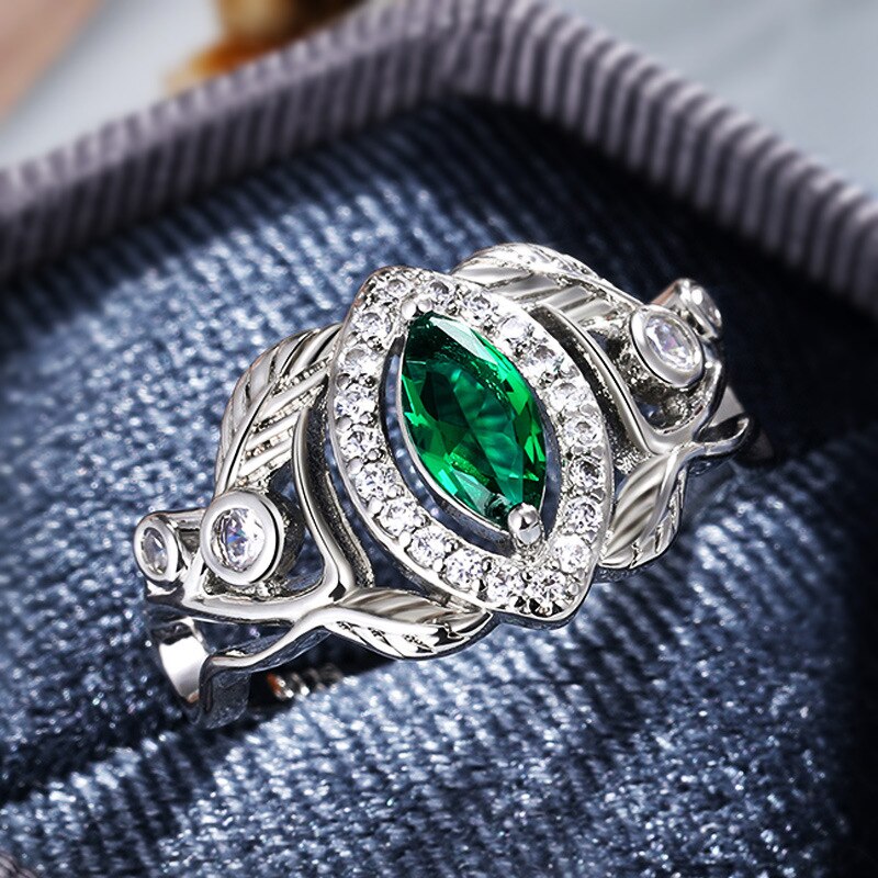 Elegante Vrouwen Ringen Engagement Wedding Party Oval Groene Steen Groene Kleur Prachtige Klassieke Vrouwelijke Vinger Ring
