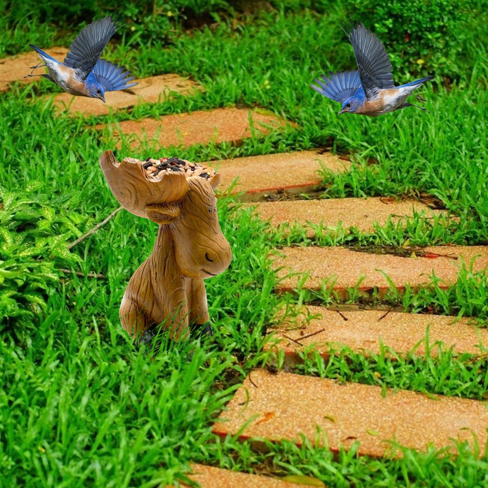 Outdoor Courtyard Resin Moose Statue Feeder Ornaments Simulation Moose Sitting Bird Feeder Accessories Supplies