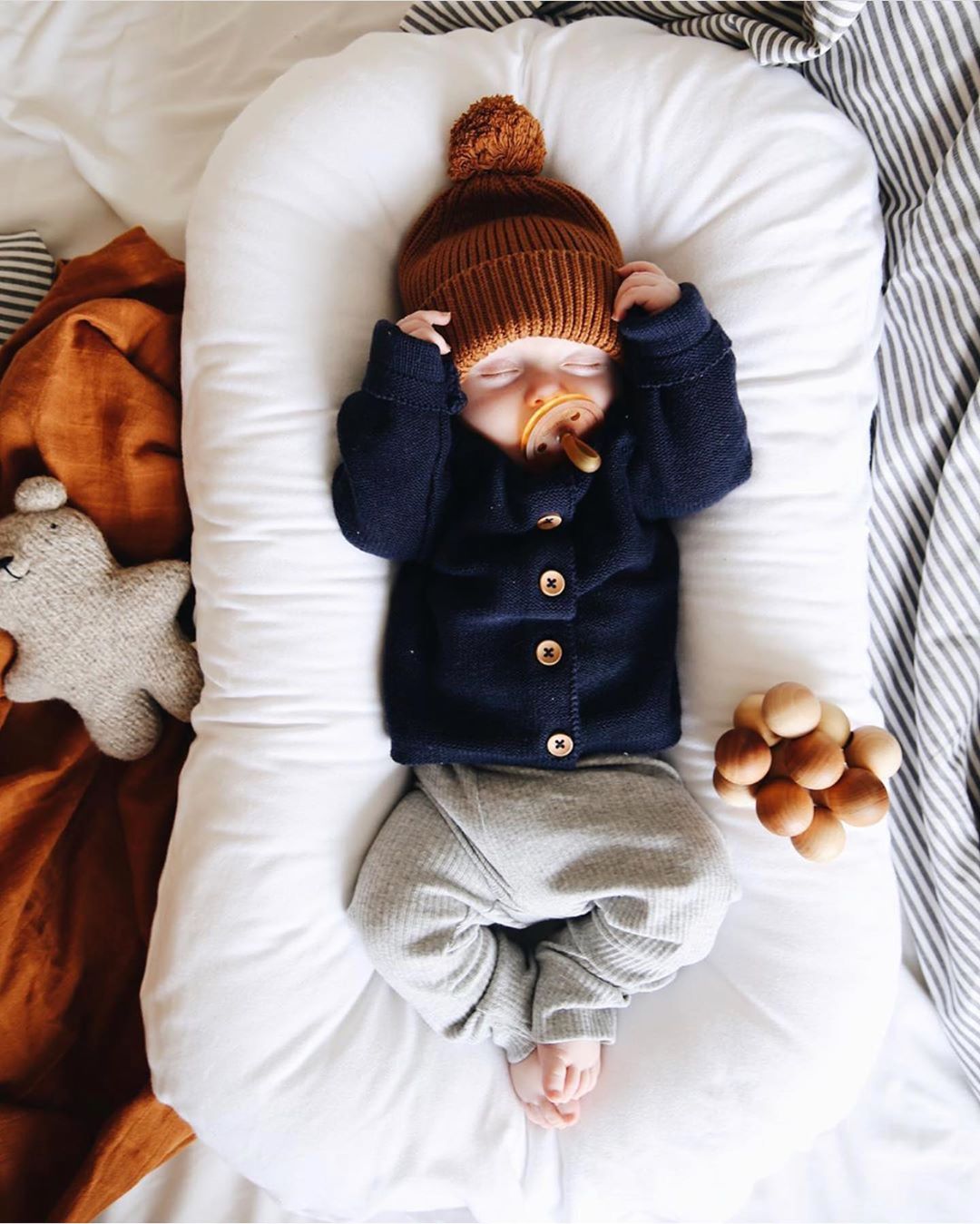 Babynest säng bärbar spjälsäng nyfödda liggstol barnsängar barnkammare sömnbo spädbarnsvagga baby vagga barnsäng bärsäng