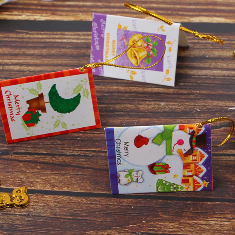 50Pcs Christmas Greeting Cards Mini Cards Wishing Cards Hanging Cards Christmas Party Decoration Random Pattern