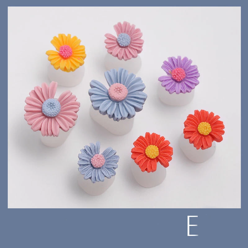 Separador de dedos de silicona para salón de manicura y pedicura, de perlas encantadoras, margaritas y flores, herramientas de arte de uñas, 8 Uds.