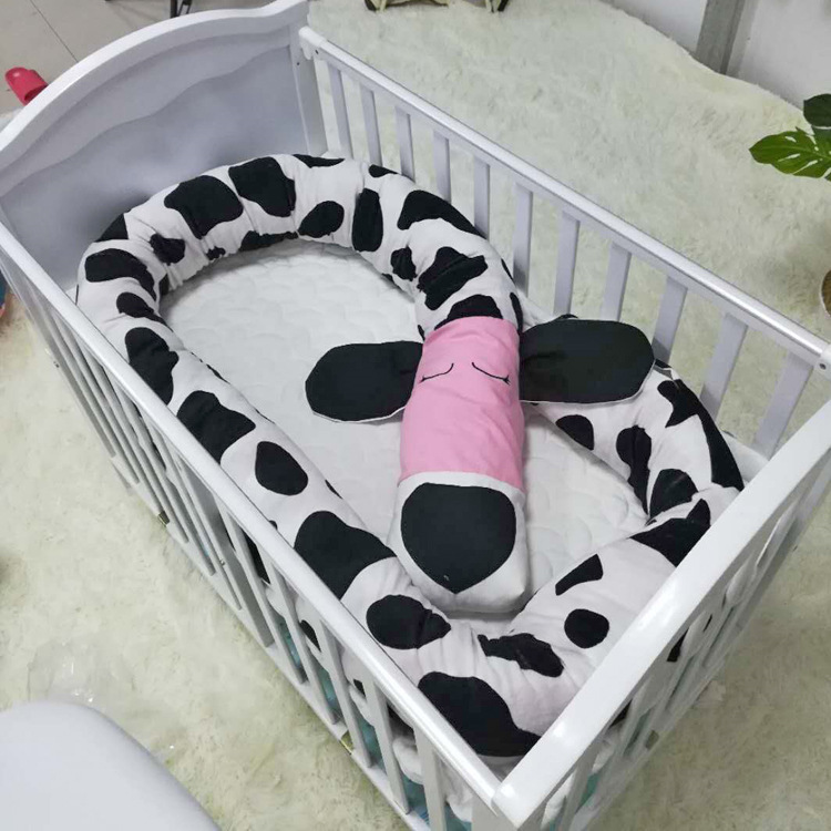 2M newborn crib enclosure Children's bed safety crash barrier cotton bed leaning Crib bumper in crib baby room decor: C