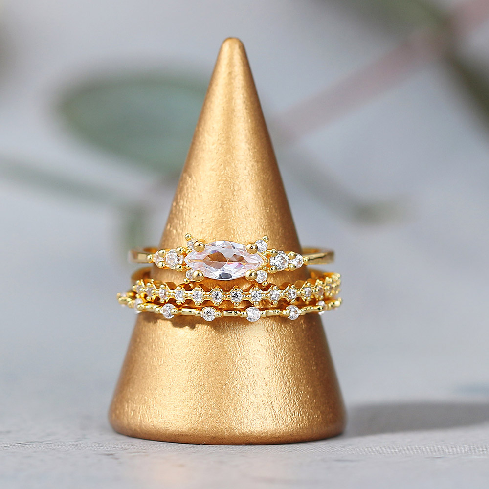 Anillos de tendencia Noble de Color dorado estilo INS para mujer, anillos delicados de dedo Midi de circón Lux de entrada para niña, joyería de aniversario KAR229