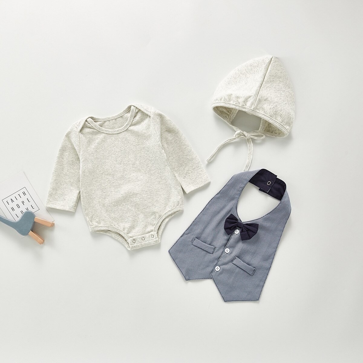 automne garçon costume vêtements pour enfants nœud papillon bavoir une pièce barboteuse ramper vêtements + chapeau bébé garçon vêtements: Gris / 6M
