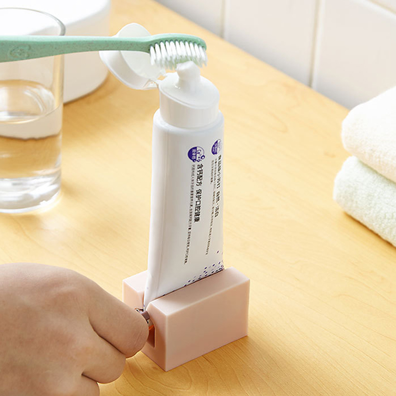 Toothbrush Holder Set Toothpaste Dispenser Wall Mount Stand Bathroom Accessories Set Rolling Automatic Squeezer Family Hygienic