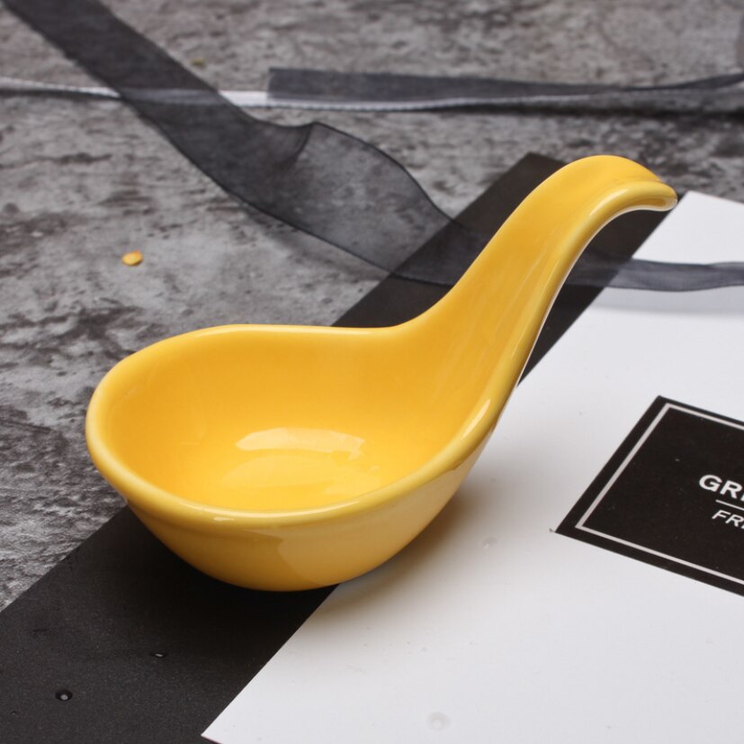 2Pcs Ceramic Spoon Tableware Soy Sauce Dish Home Sauce Mini Spoon Spoons Cuttlefish Balls Placed On A Saucer Tableware: 4