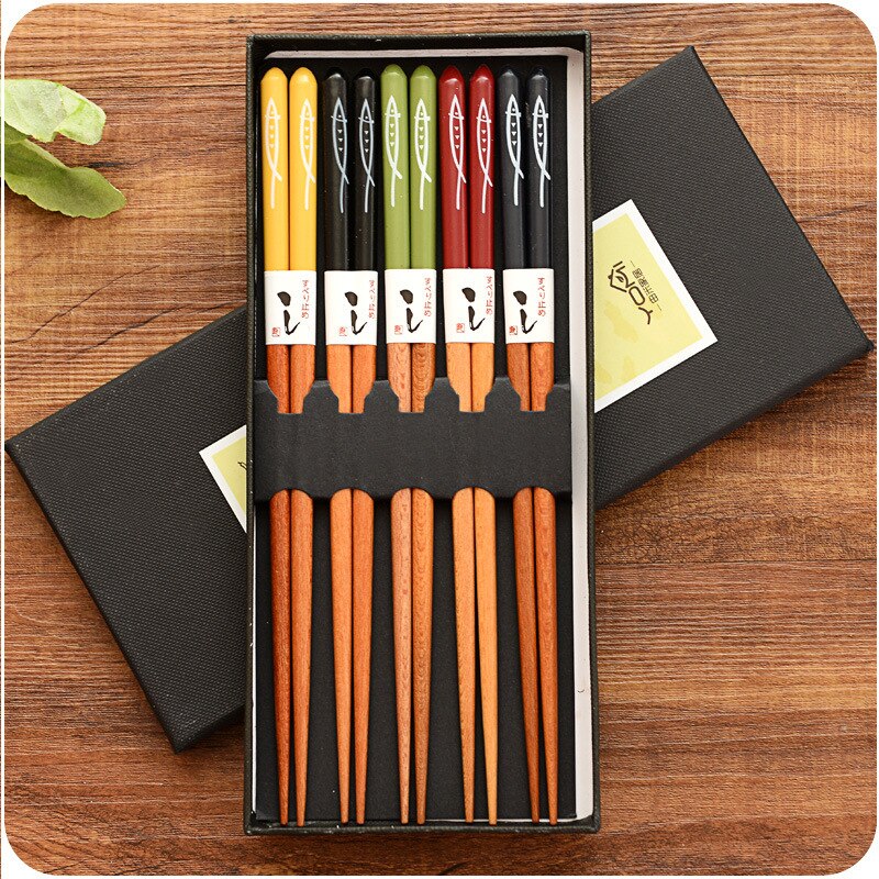 Reusable Japanese style bamboo chopsticks set 5 pairs of Chinese food dessert chopsticks: D