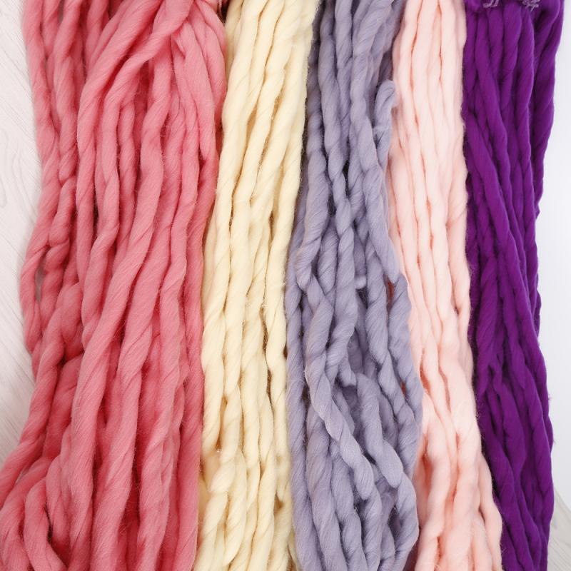 Super Chunky Merino Wool Yarn Giant Wool Extreme Knitting Arm Knitting Super Bulky Chunky Yarn for Hand knitting Polyester 500g