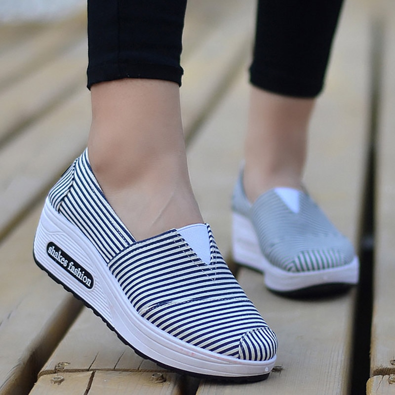 Compensées secouant baskets pour filles chaussures de balançoire Slip-On femmes toile chaussures vichy peu profond Alpargatas été
