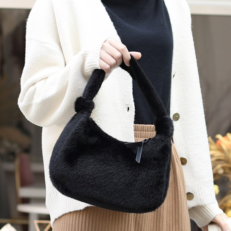 Retro Schoudertas Voor Vrouwen Trendy Winter Faux Fur Handtas Vrouwelijke Kleine Pluche Koppelingen Tassen Casual Vrouwen Hand Purse