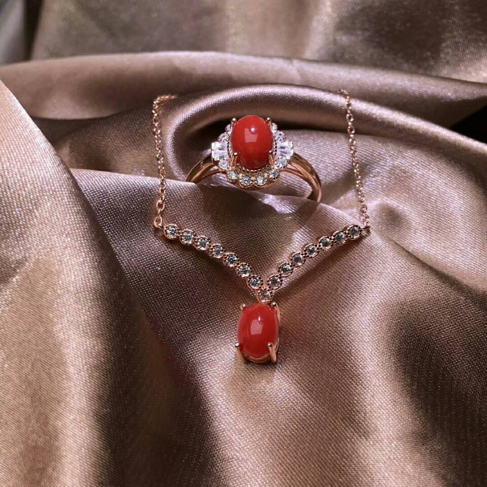 MeiBaPJ Naturale Del Corallo Rosso Insieme Dei Monili Del Fiore 925 Anello in Argento Puro Pendente Della Collana 2 Vestiti Multa Monili di Cerimonia Nuziale per Le Donne