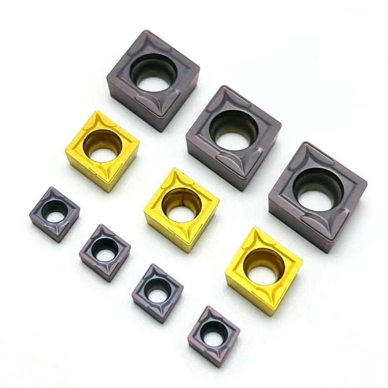 Carbide draaien inzetstukken 10 stks CCMT060204 VP15TF Garbide-insert voor stalen verwerking