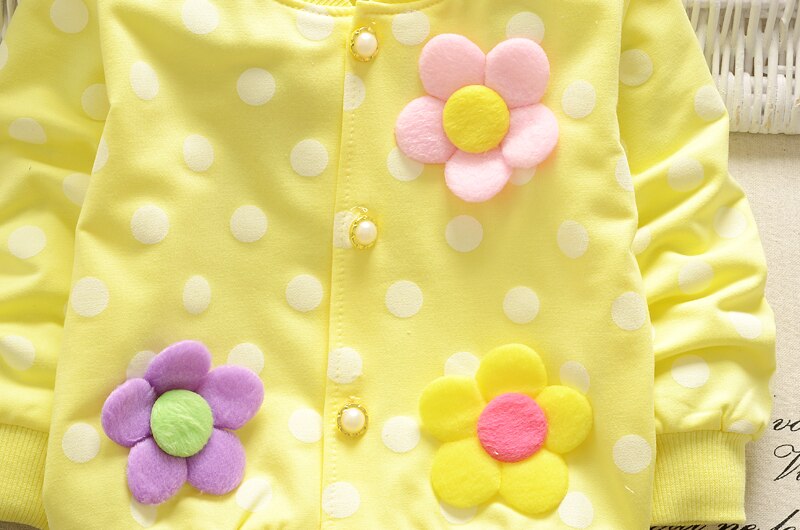Słodkie bluzy dziecko kwiatów projekt kurtki dziewczynka ubrania bezpłatne Shiping wiosna jesień dzieci moda bawełna, frotte pełne O-neck