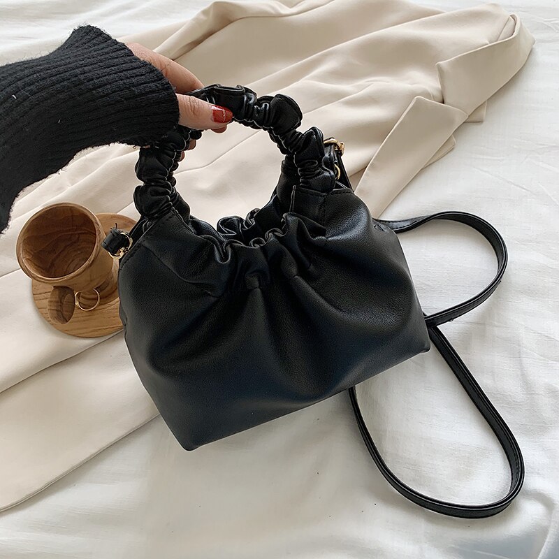 Damehåndvesker sommerhåndvesker til kvinner fast ruched wristlets kvinnelige mini pu lær skulderveske totes