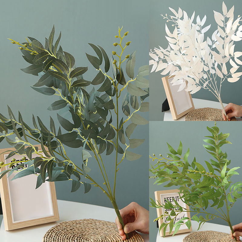 Kunstige dekorative blade grene hvid grøn rød eukalyptus stor buket blomster til hjemmefest bryllupsdekoration