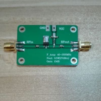 1 STÜCK 0,5 Watt RF verstärker 40 ~ 1500 MHz 0,5 Watt 13dB gewinnen