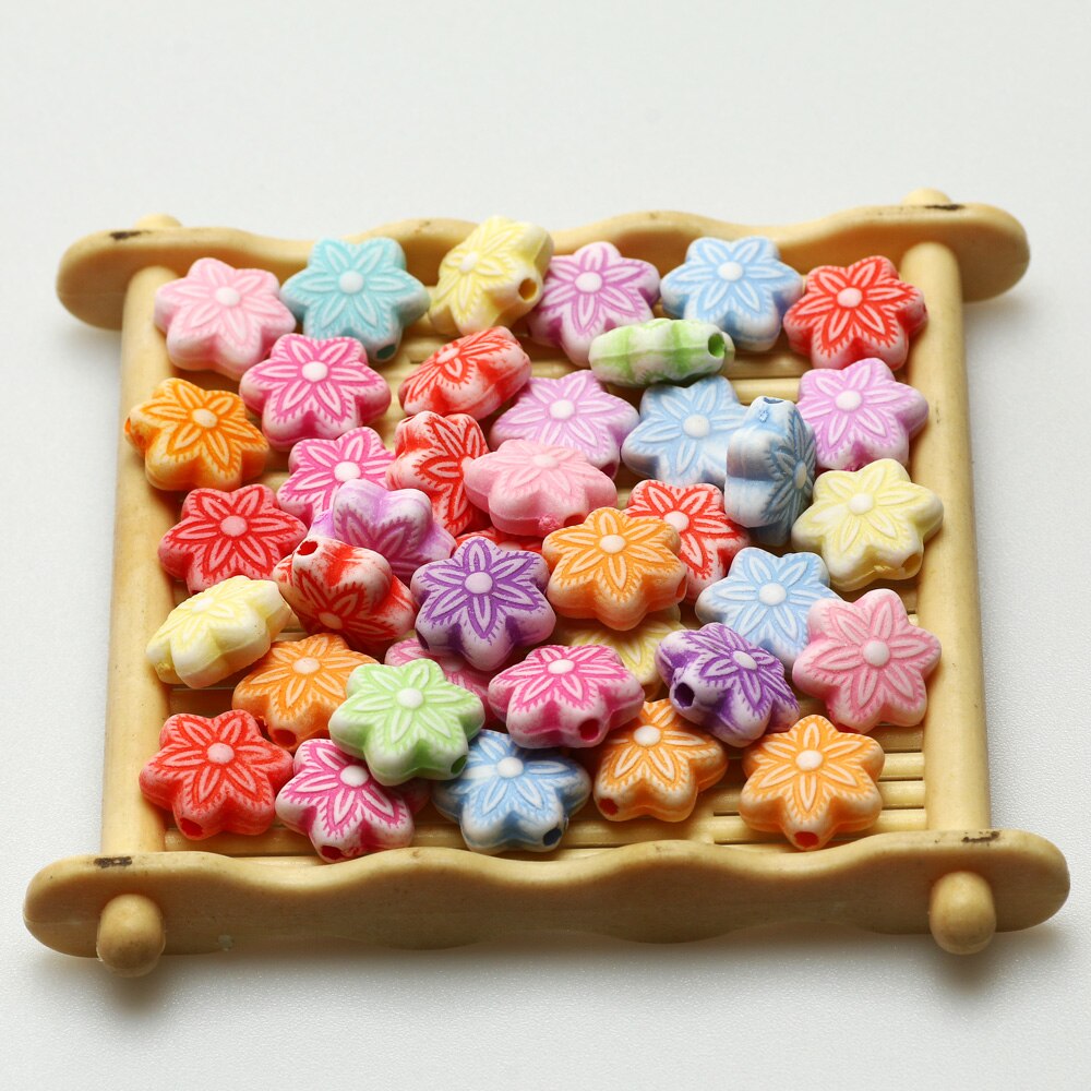 Mehrfarbige, niedliche acrylperlen in cartoon-form, lose zwischenperlen für die schmuckherstellung (diy-ketten, ohrringe, halsketten, armbänder): 10mm 50 stück