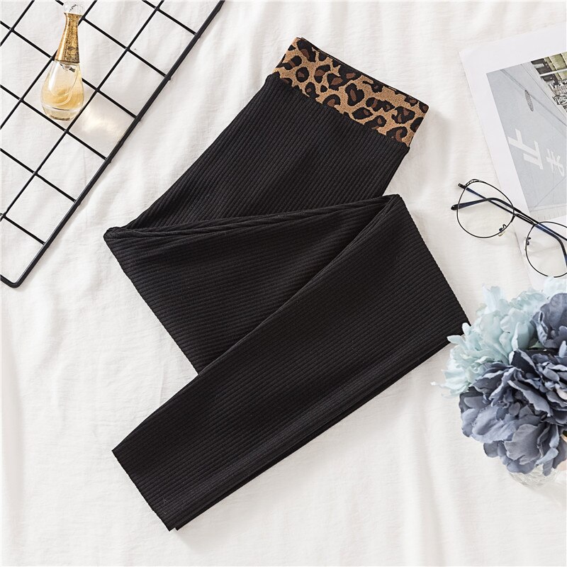 Gcarol kvinder bomuldsblandinger tråd lodret stribe legging leopard splejsede ankellængde bukser kan bæres udenfor: Leopard sort