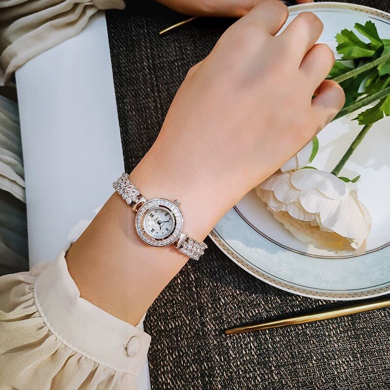 Lotus-Reloj de pulsera de cuarzo con diamantes de imitación para mujer, pulsera de lujo con cristales, resistente al agua