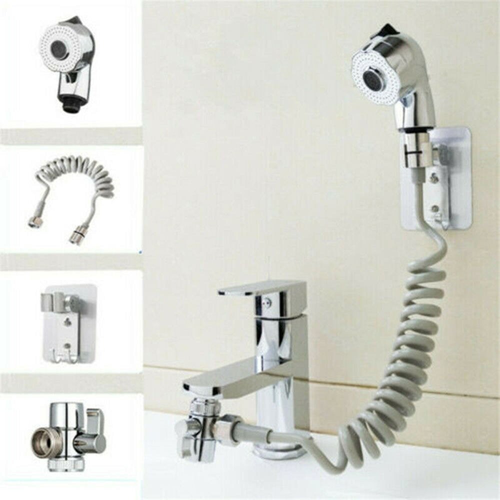 Sanitetsartikler suite hjemmebadeværelse håndvaskarmatur udvendigt brusebad lille dysesæt shampoo hus artefakt brusersæt