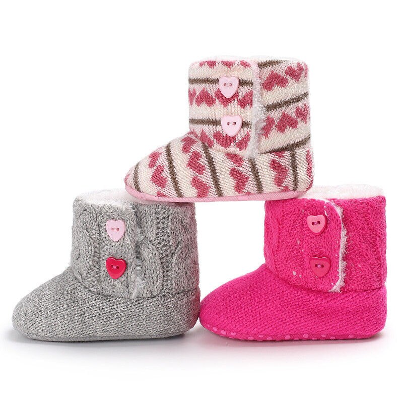 Pasgeboren Peuter Baby Jongen Meisje Winter Warm Laarzen Effen Harige Schoenen Hartvorm Knop Zachte Gebreide Slippers 0-18M