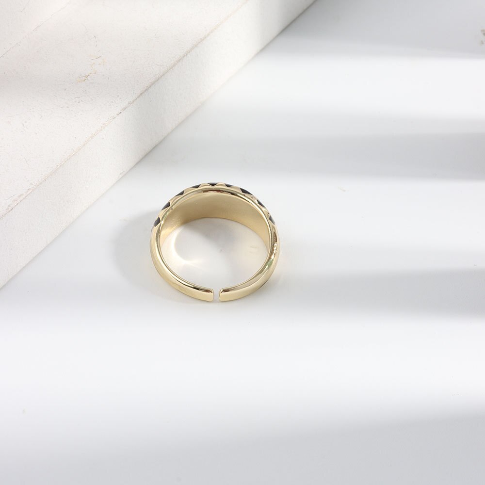LIVVY semplice moda geometrica in bianco e nero anello di giunzione femminile regalo di san valentino gioielli temperamento moda