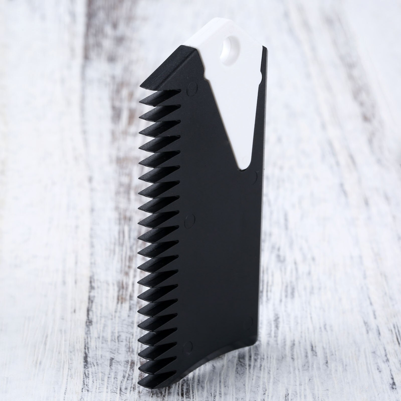 1pc sorte plastik surfbrætter kam voks renser fjern med finne nøgle vedligeholdelse sikkerhedsværktøj til vandsurfing surf sport 8 x 4cm