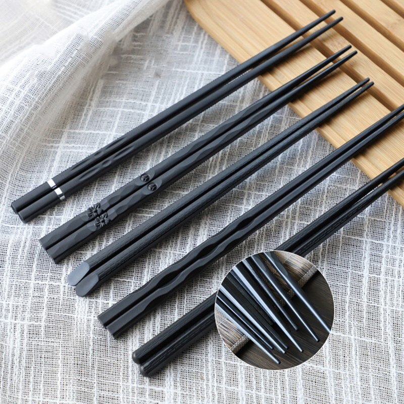 1 Pair Japanese Chopsticks Alloy Non-Slip Sushi Food Sticks Chop Sticks Chinese Reusable Chopsticks
