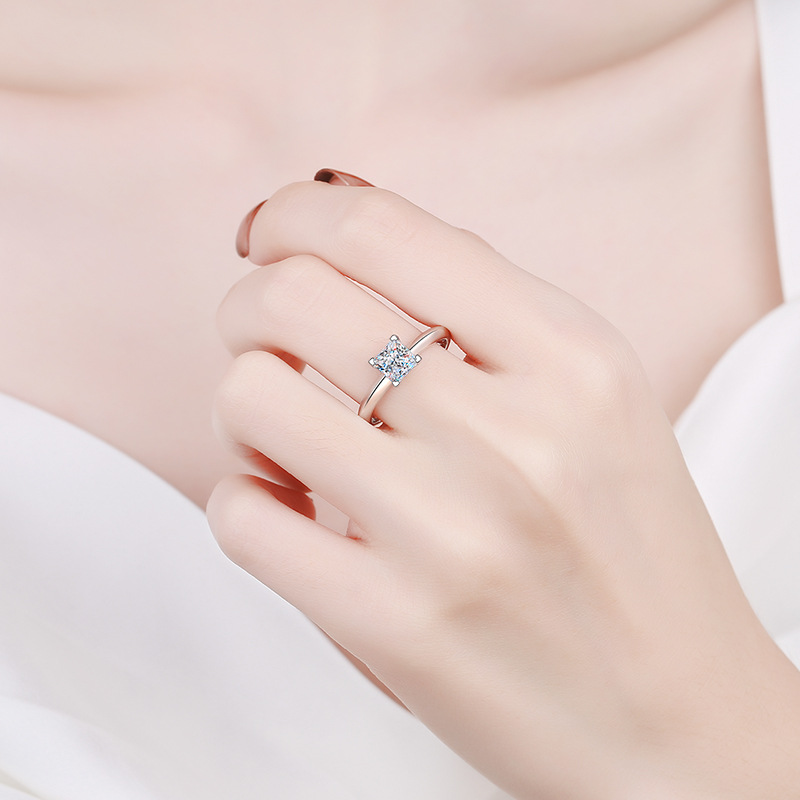 Gecertificeerde prinses geslepen Moissanite verlovingsring 1CT 2CT kleurloze VVS diamanten bruidsvoorstelringen sterling zilveren trouwring