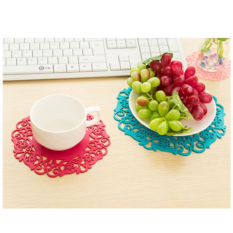 Haakpatroon Yarn and Colors Colorful Christmas Placemats