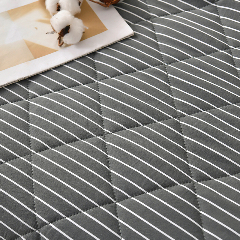 1pc Printed Duvet Summer Blanket Skin-friendly Thin Quilt Air Condition Quilt Home Soft Comforter edredon	(No Pillowcase)