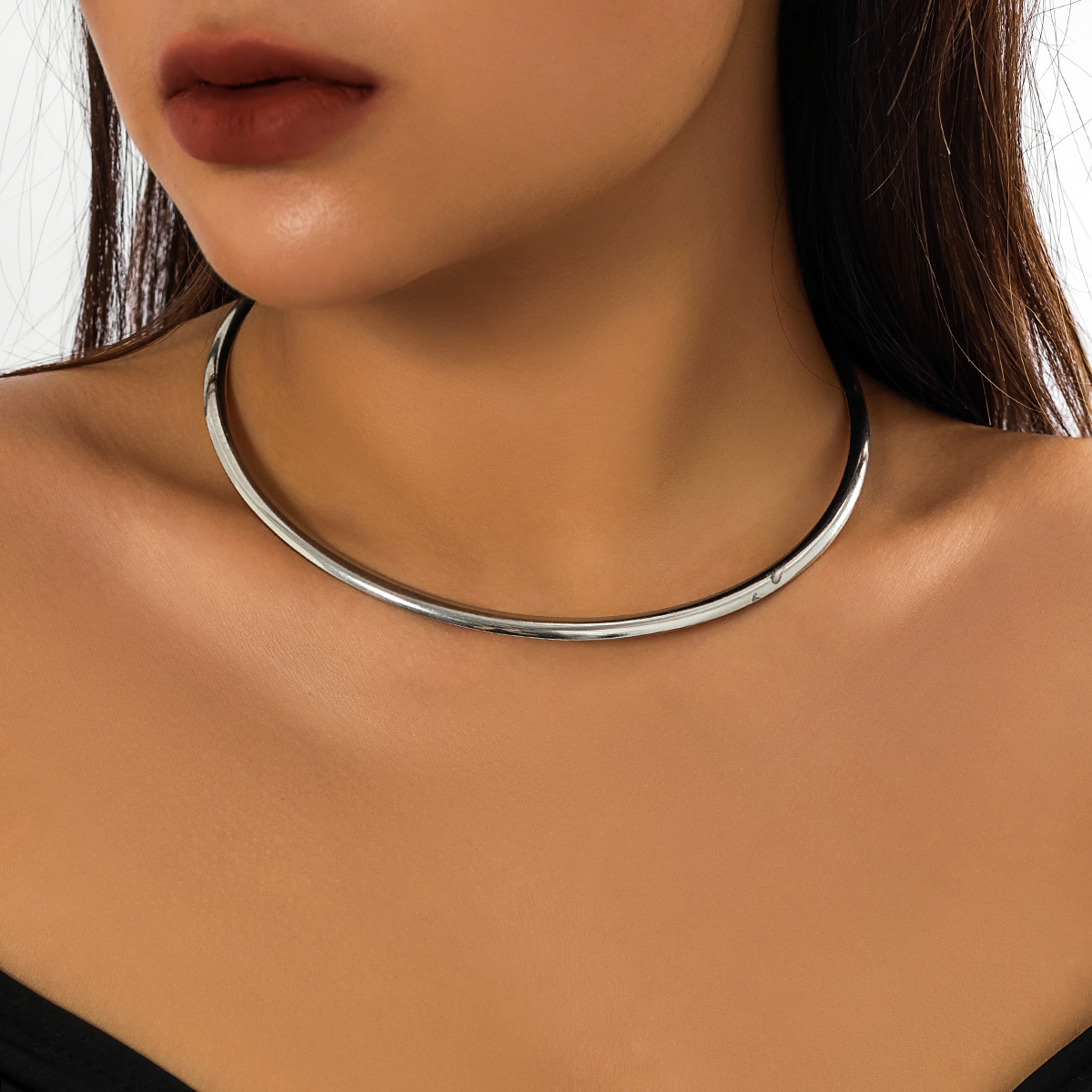 Collar de Torques de círculo grueso para mujer, Gargantilla Simple y , joyería de , accesorios para el cuello, 2023: Rojo-marrón