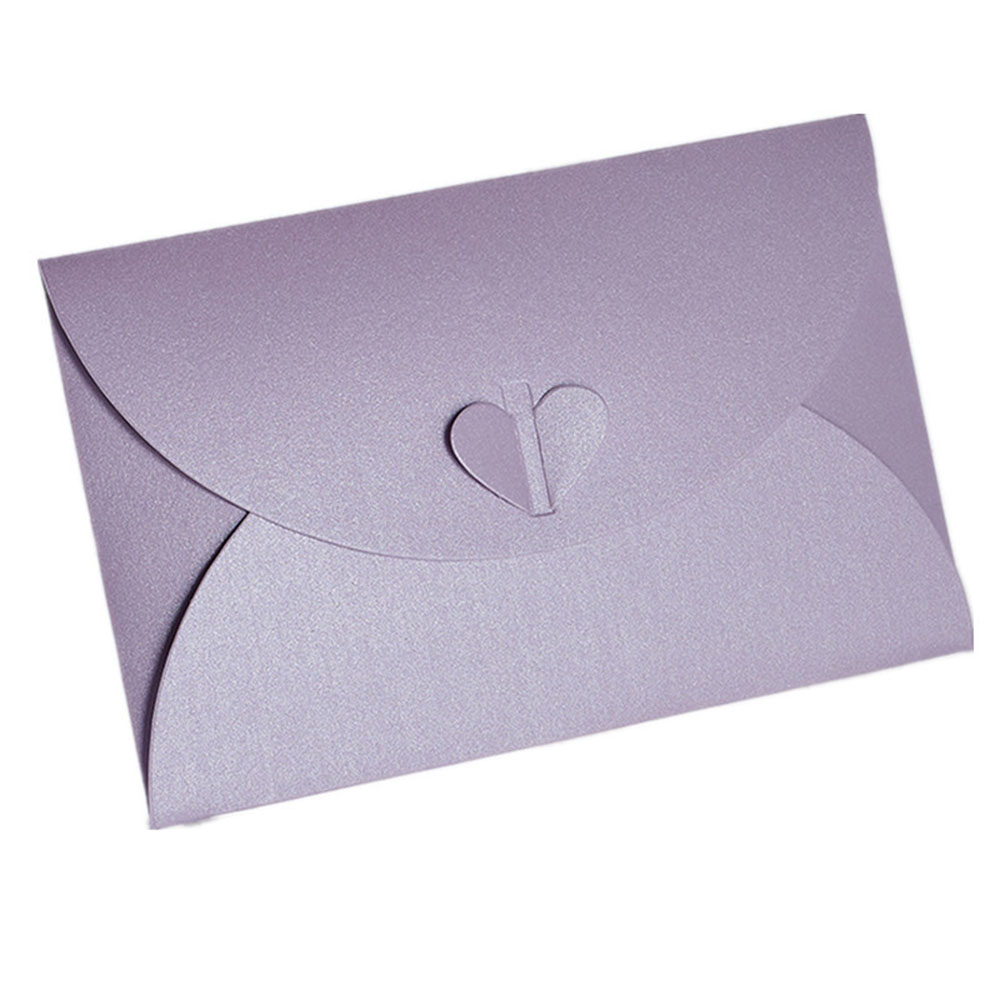1pcs Heart-shaped Kraft Paper Envelopes Simple Love Retro Buckle Decorative Envelope Small Paper Wedding Invitation Envelope: purple