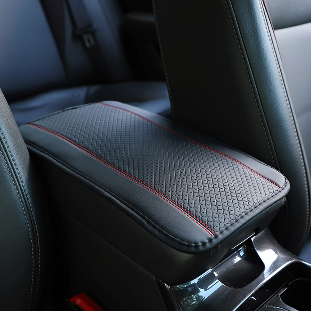 Almohadilla para reposabrazos de coche, cubierta protectora de reposabrazos Central antideslizante de doble línea en relieve de cuero y fibra, accesorios universales de estilo para automóvil: Negro