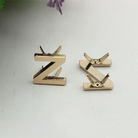 5Pcs Diy Engels 26 Brief Metalen Klinknagels Klauw Studs Voor Tassen Kleding Hoeden Leer Decor Alfabetten Klauw Klinknagel Handgemaakte ambachten