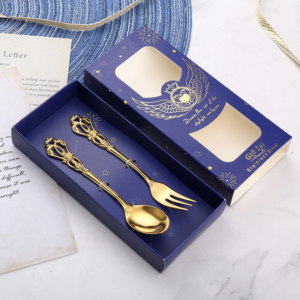 Stainless Steel Retro Spoon European Embossed Gold-plated Spoon Fork Hollow Coffee Spoon Dessert Fork Wedding Tableware Set: Suit-D