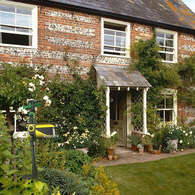 Solar Powered Motion Activated Animal Repeller Yard Enforcer Garden Animal Deterrent Automatic Rotating Adjustable Large Area