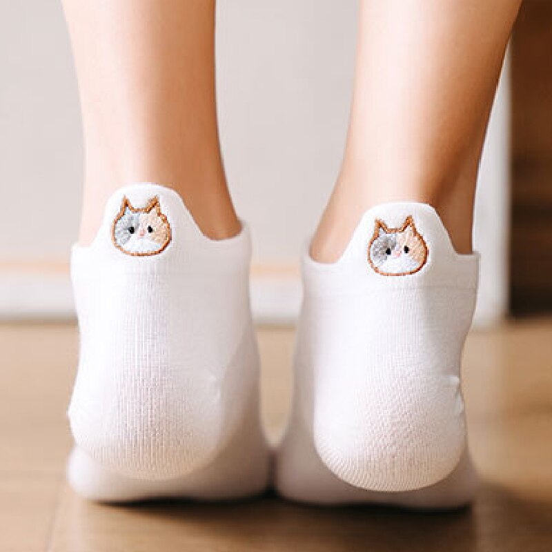 Cat Embroidery Socks Women Girls Kawaii Socks Invisible Cartoon Cotton Thin Boat Socks Cute Breathable Calcetines Summer Sox