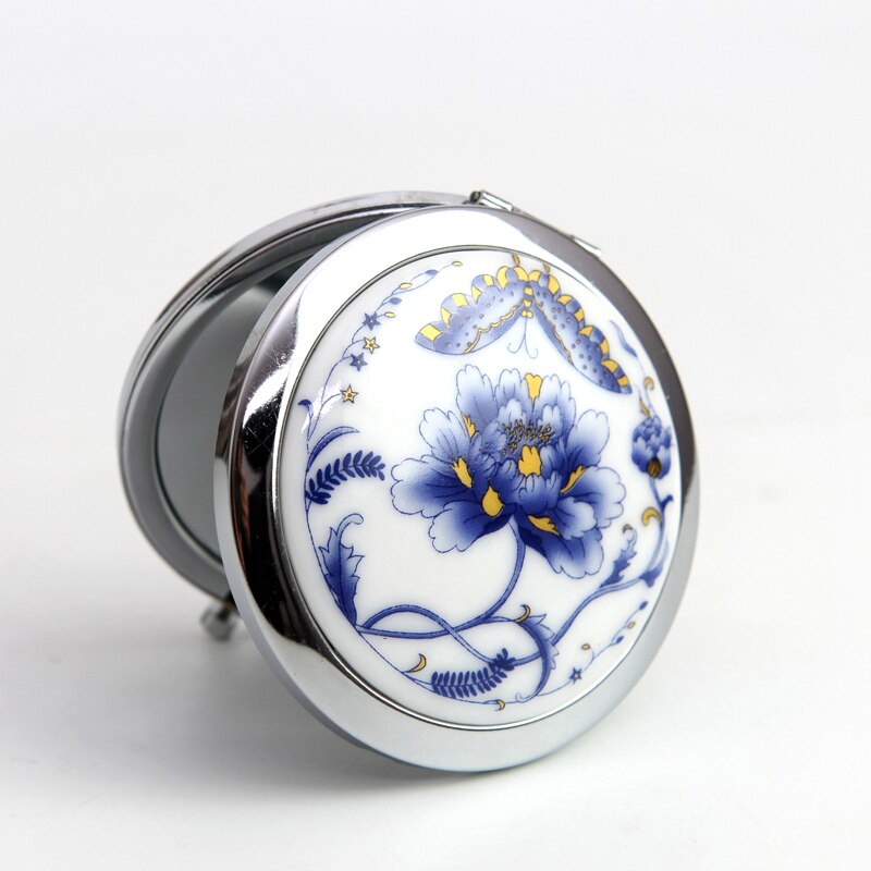 Small Metal Makeup Mirror Portable Folding Mirror Round Mirror Magnifying Mirror Makeup Vanity Vanity Mirror