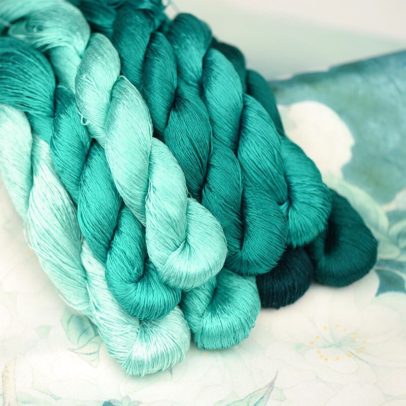 silk embroidery thread / 100% silk thread /hand embroidery embroider cross stitch/ viridity/8 gradient colors