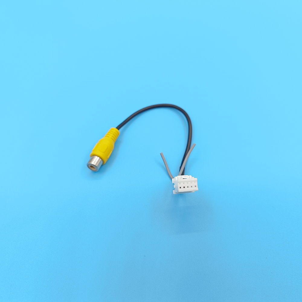 Cable RCA de coche para Radio Android, accesorios universales para coche, adaptador de Cable de entrada de vídeo de cámara de 10 pines, conector de cableado