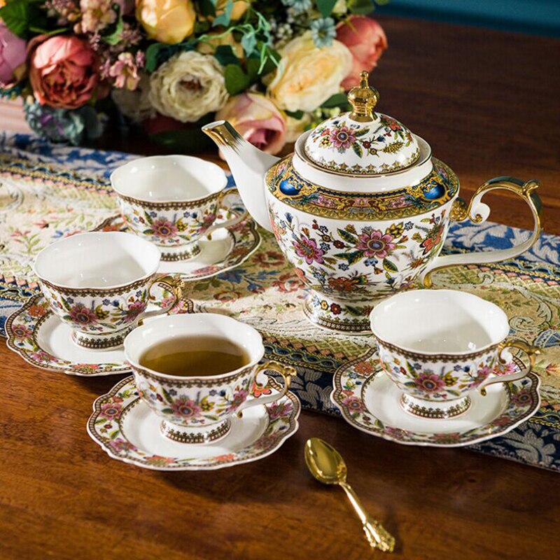 Bone China European Tea Cup Set and Saucer Coffee Cup Afternoon Tea Teacup Nice Royal Style Golden Top Grade J