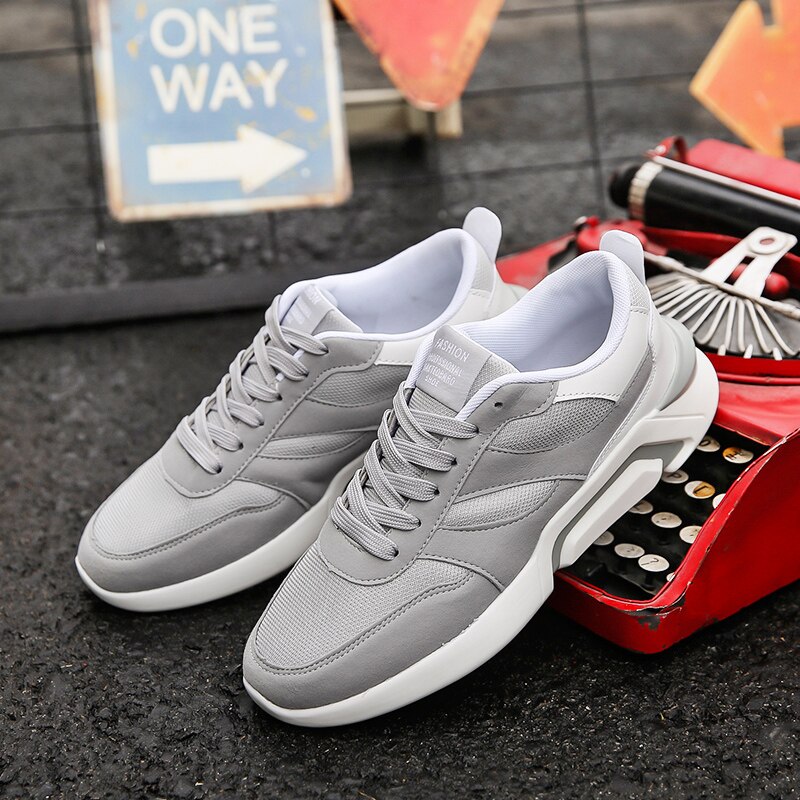 Style Fly Breathable Korean-style Students Casual Shoes Men Outdoor Sports Running Shoes Casual Sneakers Wear-Resistan