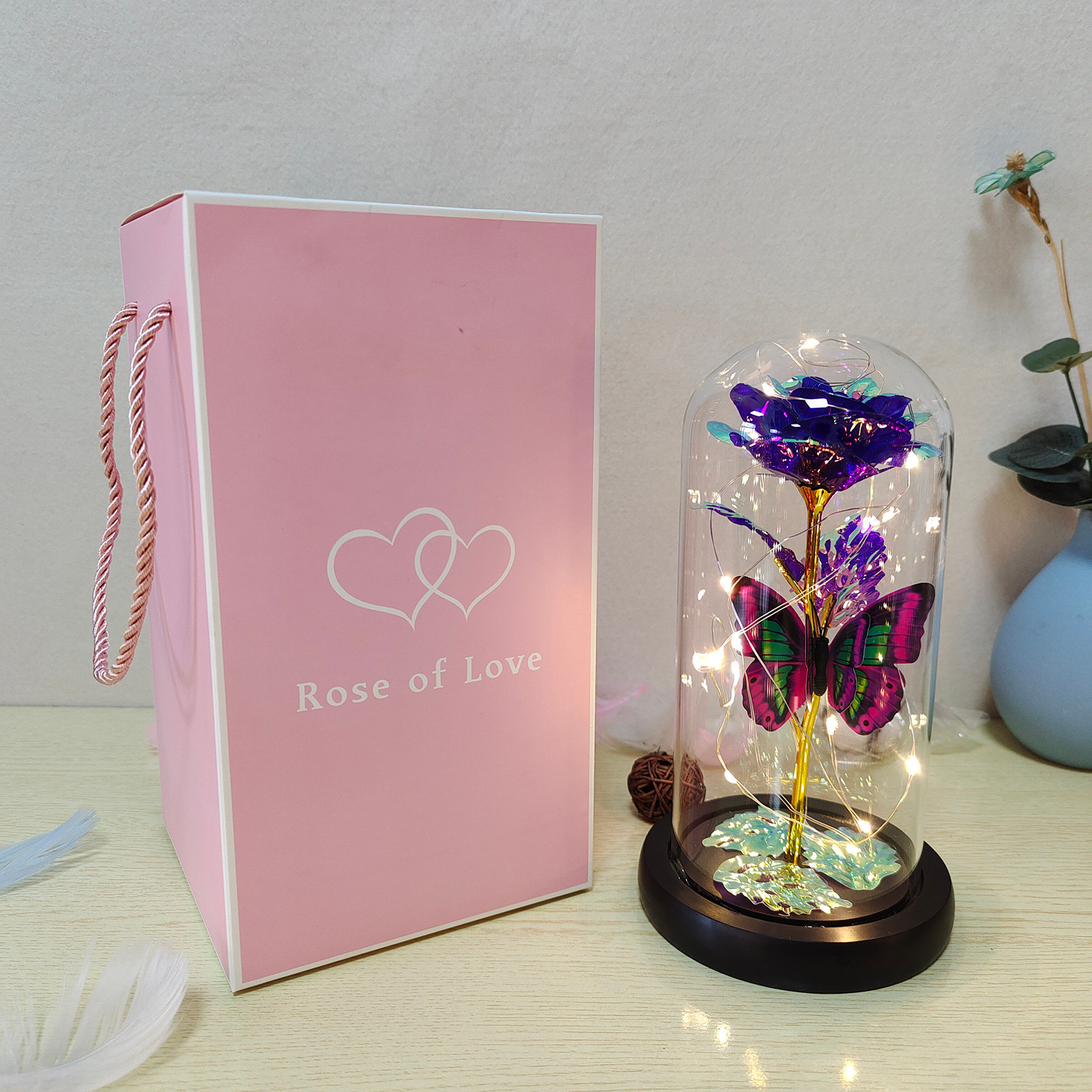 Roze Licht Kunstmatige Galaxy Rose Lamp Met Vlinder En Kleurrijke Led Rozenbloemen In Glazen Batterij Aangedreven Voor Vrouwen: Paars