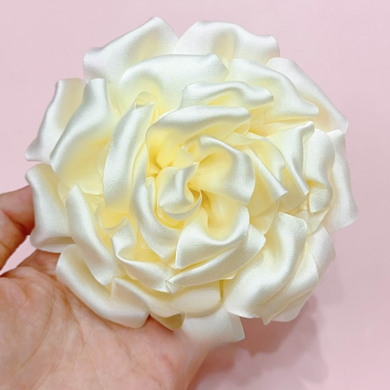 Broche de flor rosa de tela hecho a mano de 11CM, alfileres de solapa de ramillete de coreana para mujer, accesorios, joyería para y boda: Color dorado