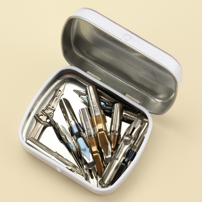 2022 Lovely Mini Portable Box Metal Rectangular Small Empty Hinged Tins Box Container